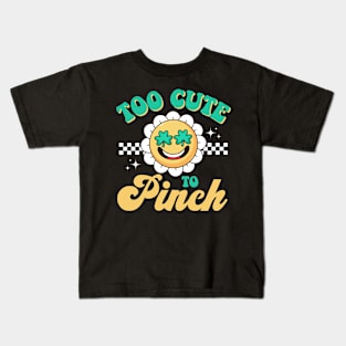 Too Cute To Pinch St Patrick Day Retro Clover Shamrock Boy Kids T-Shirt